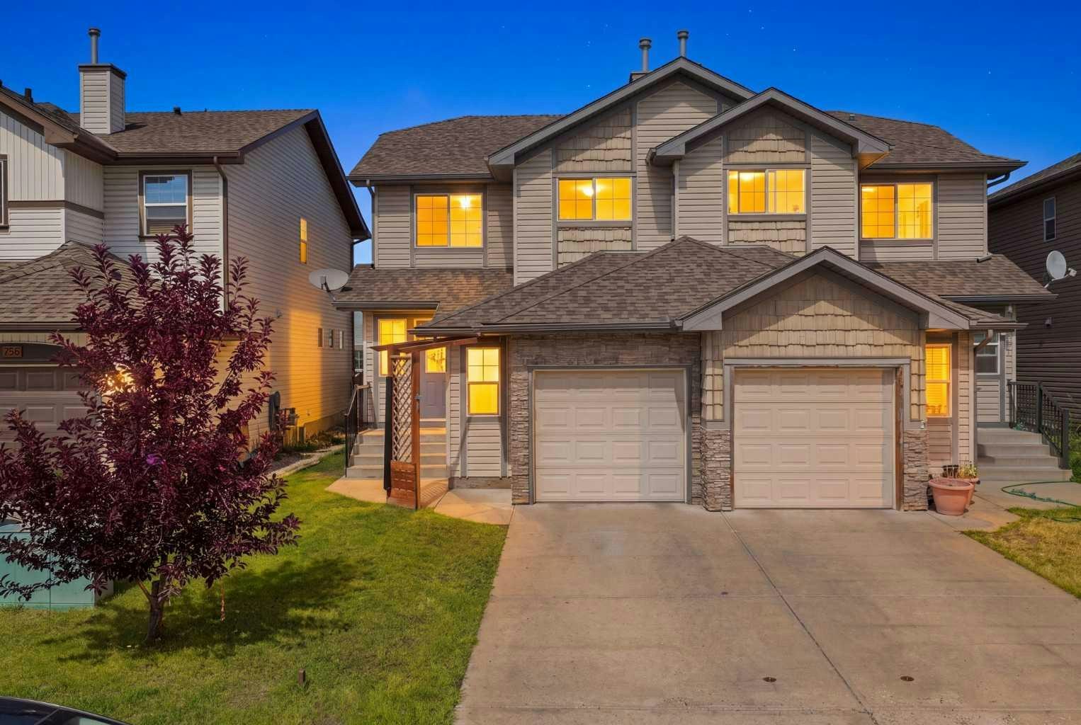 754 Luxstone Gate SW, Airdrie, AB, T4B 0H3