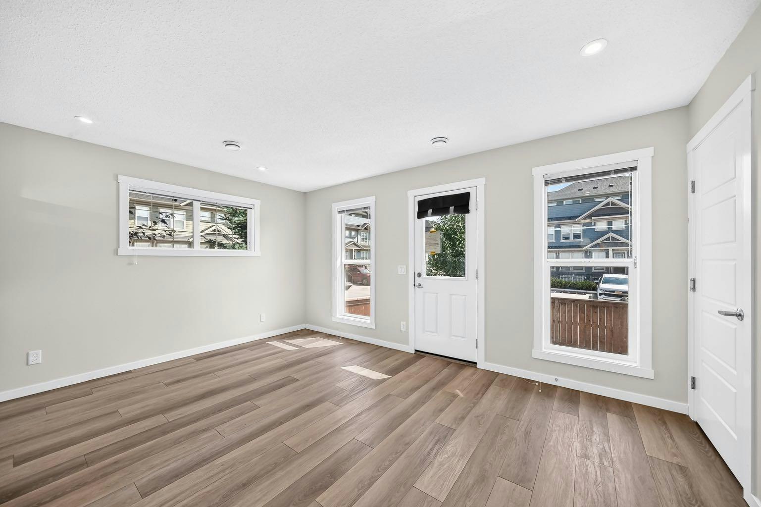 428 Cranbrook Square SE, Calgary, AB, T3M 3K9 - 12