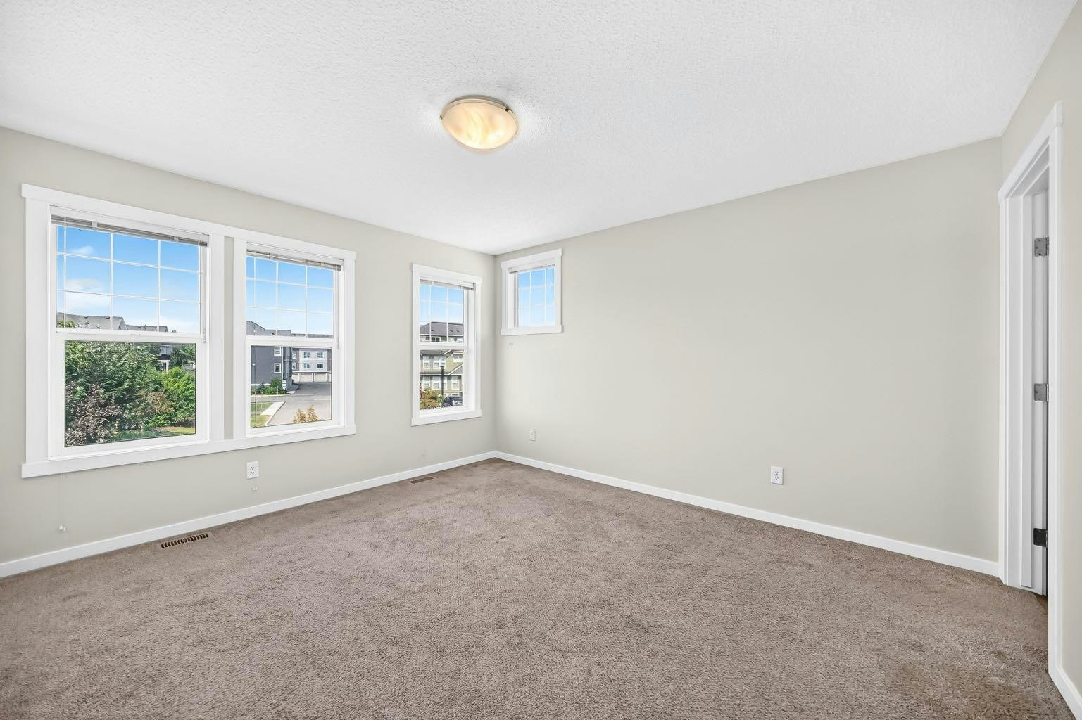 428 Cranbrook Square SE, Calgary, AB, T3M 3K9 - 17