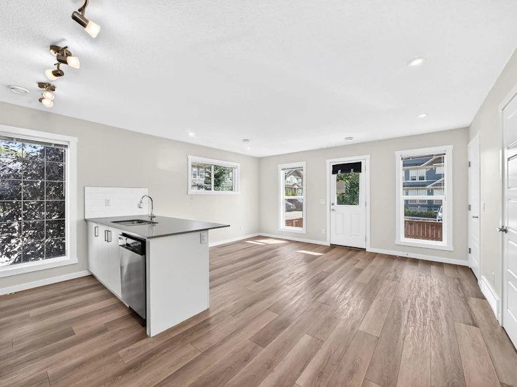 428 Cranbrook Square SE, Calgary, AB, T3M 3K9 - 5