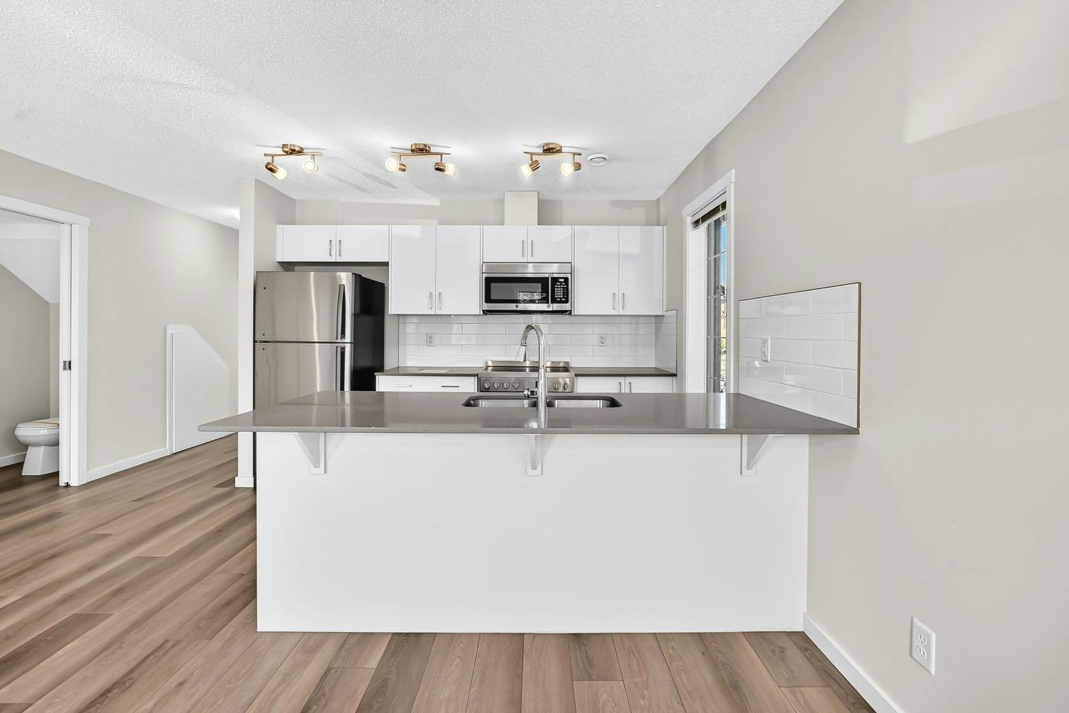 428 Cranbrook Square SE - 3