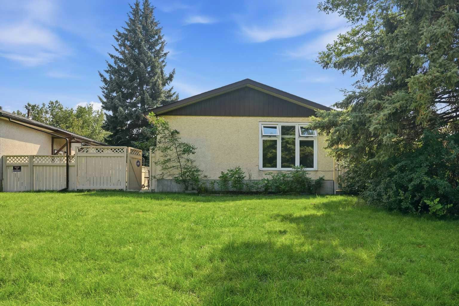 3432 31a Avenue SE, Calgary, AB, T2B 0J1