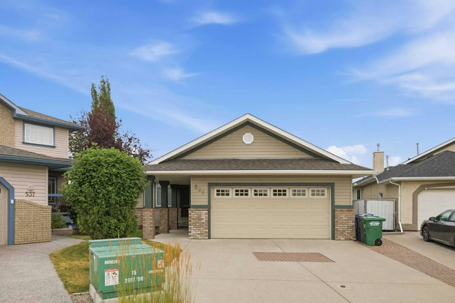 535 Cimarron Point, Okotoks, AB, T1S 1S6