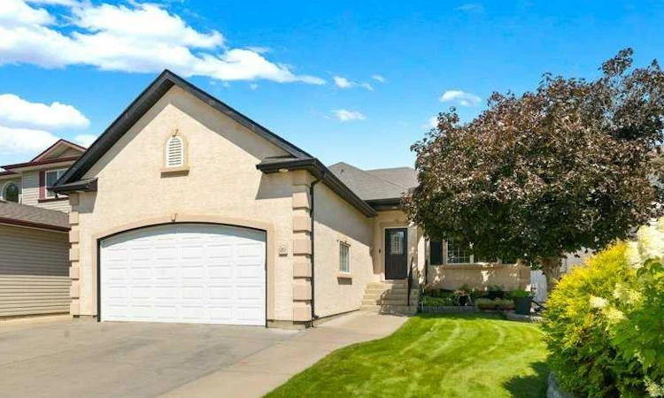 20 Sunrise Court SW