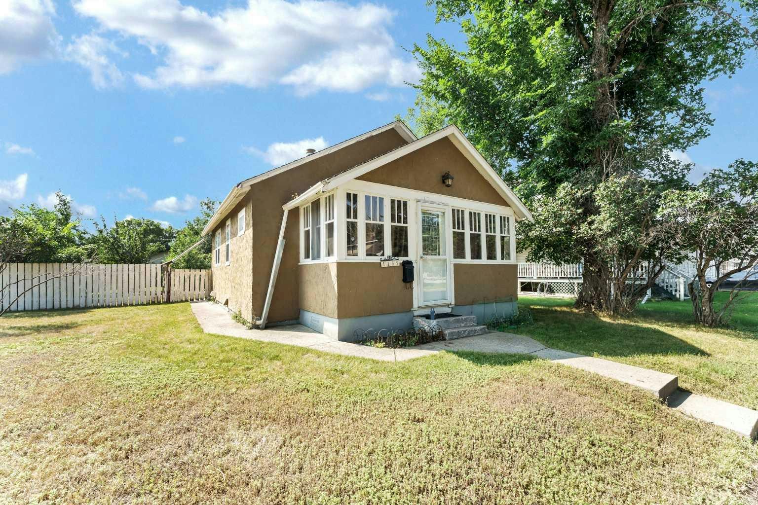1165 Yuill Street SE, Medicine Hat, AB, T1A 0Z4