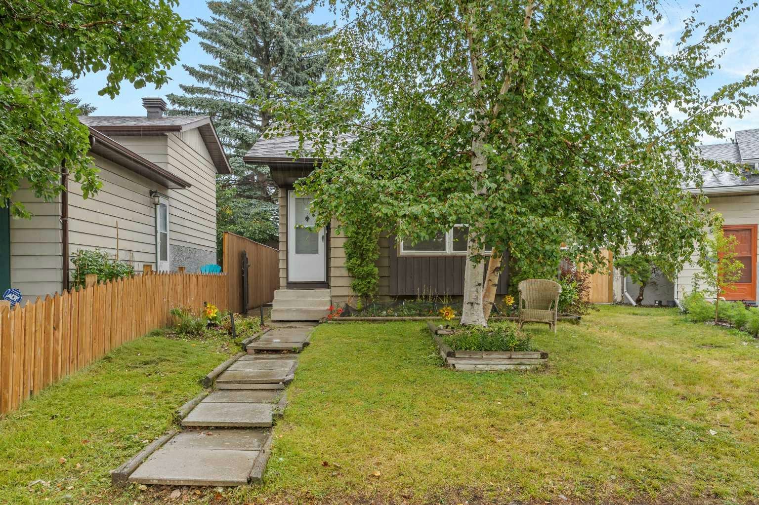 28 Erin Croft Place SE, Calgary, AB, T2B 2V3