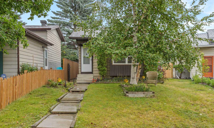28 Erin Croft Place SE