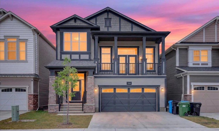 244 Carrington Crescent NW
