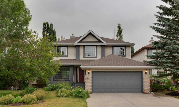 38 Tuscany Hills Crescent NW