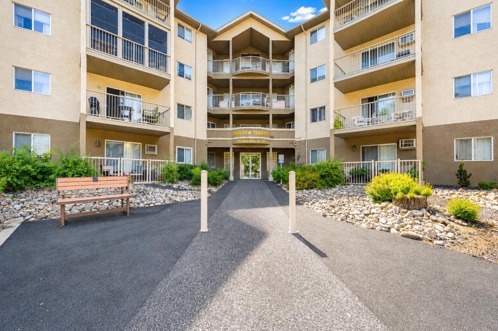207-245 Red Deer Drive SW, Medicine Hat, AB, T1A 8P4