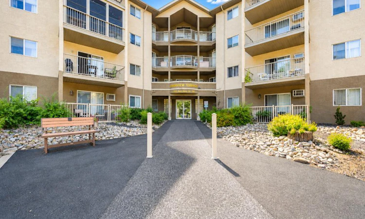 207-245 Red Deer Drive SW