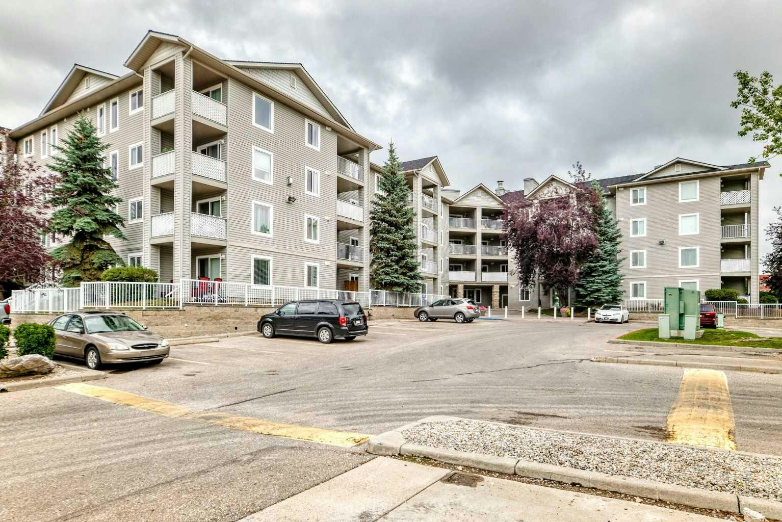5208A-604 8 Street SW, Airdrie, AB, T4B 2W8
