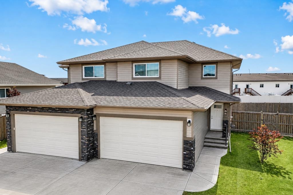 66 Ranchers Close, Lacombe, AB, T4L 0H9
