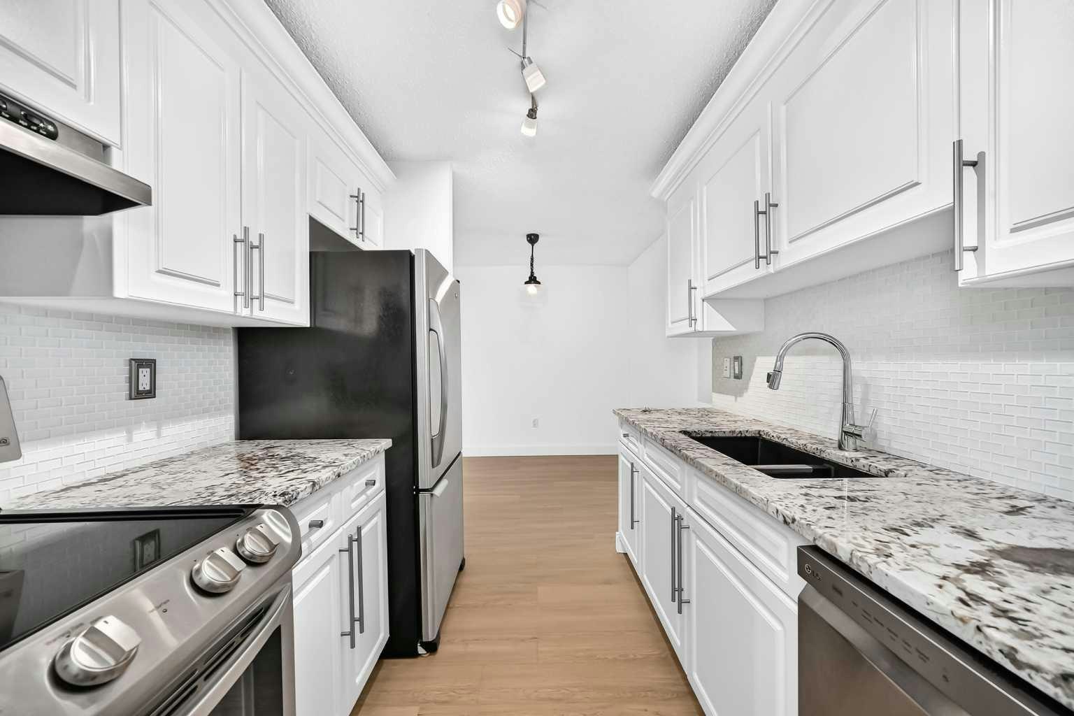 503-8948 Elbow Drive SW, Calgary, AB, T2V 0H9