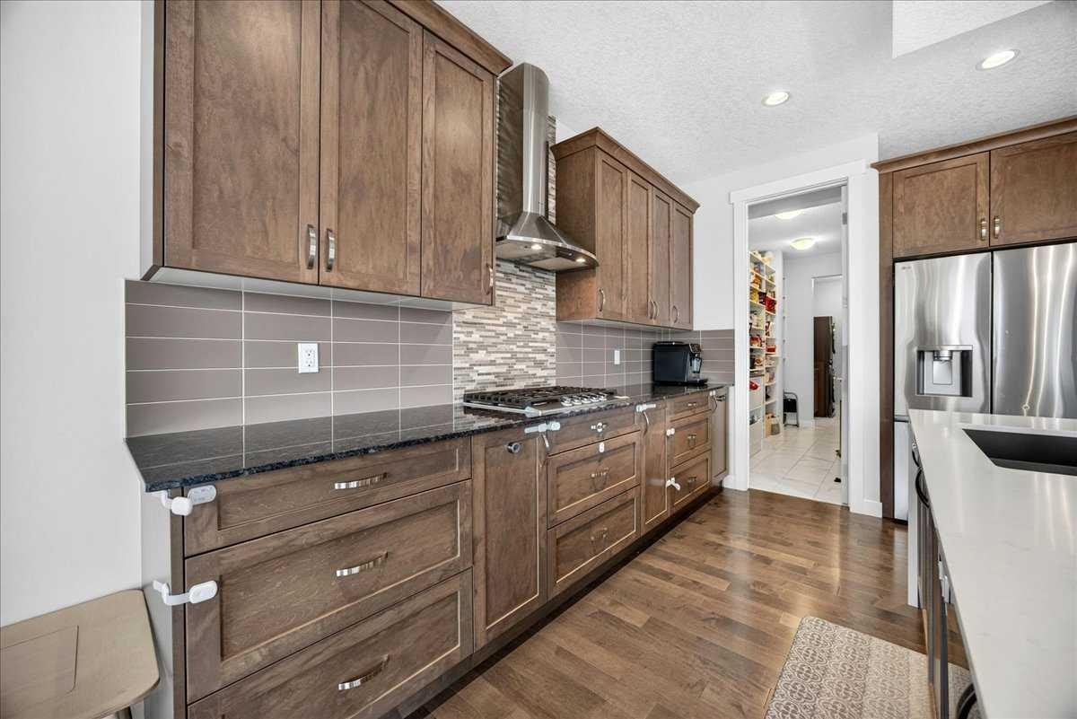 546 Sherwood Boulevard NW, Calgary, AB, T3R 0R7 - 13