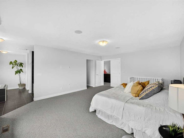 546 Sherwood Boulevard NW, Calgary, AB, T3R 0R7 - 23