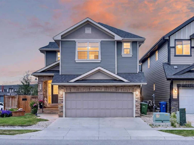 546 Sherwood Boulevard NW, Calgary, AB, T3R 0R7