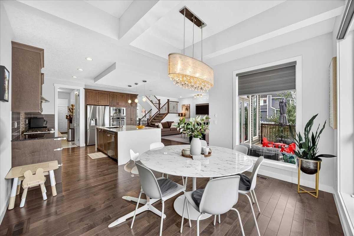 546 Sherwood Boulevard NW, Calgary, AB, T3R 0R7 - 17