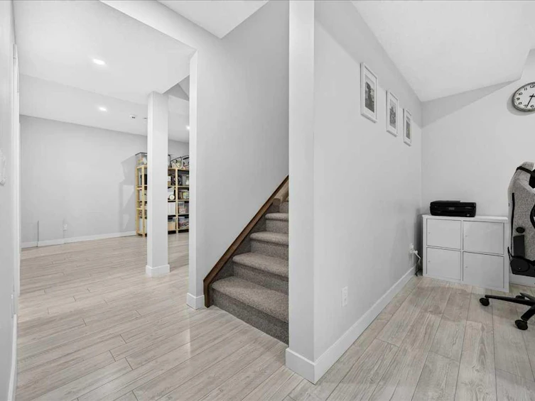 546 Sherwood Boulevard NW, Calgary, AB, T3R 0R7 - 36