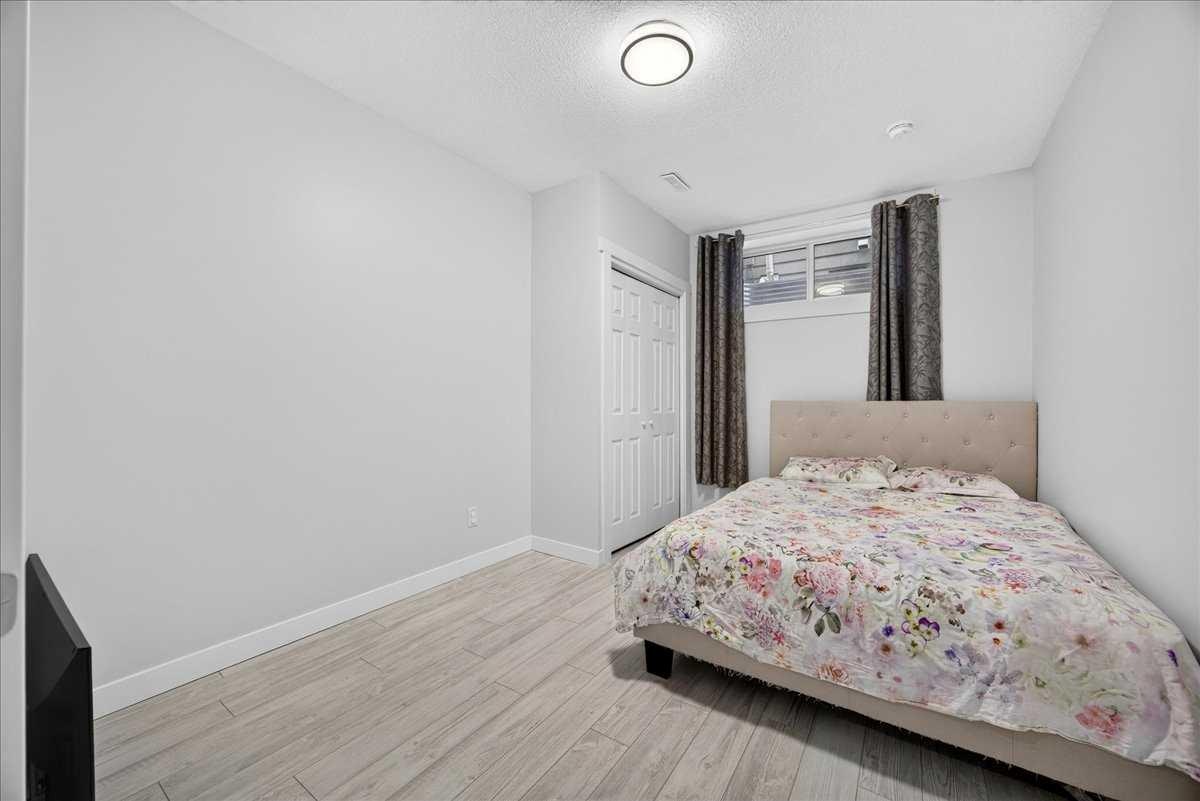 546 Sherwood Boulevard NW, Calgary, AB, T3R 0R7 - 42