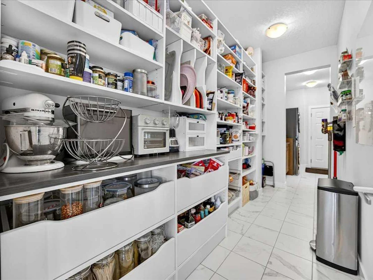 546 Sherwood Boulevard NW, Calgary, AB, T3R 0R7 - 18