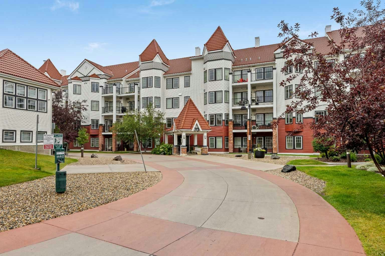 218-70 Royal Oak Plaza NW, Calgary, AB, T3G 0C6