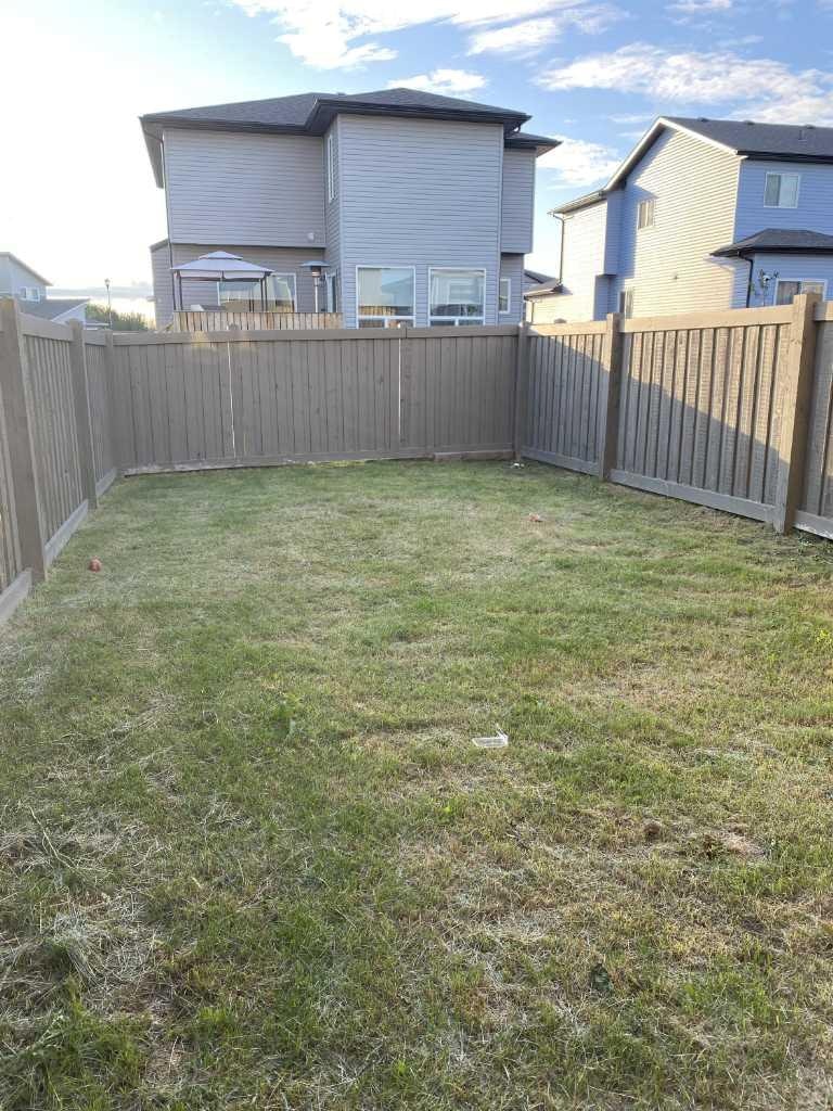 B-8065 91 Street, Grande Prairie, AB, T8V 7P6 - 13