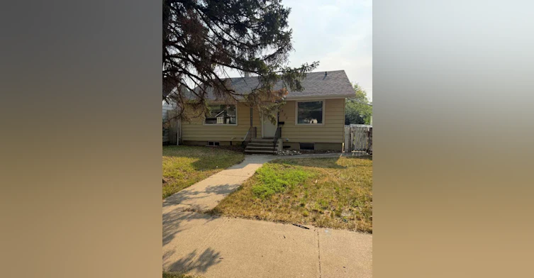 537 12c Street N, Lethbridge, AB, T1H 2N4