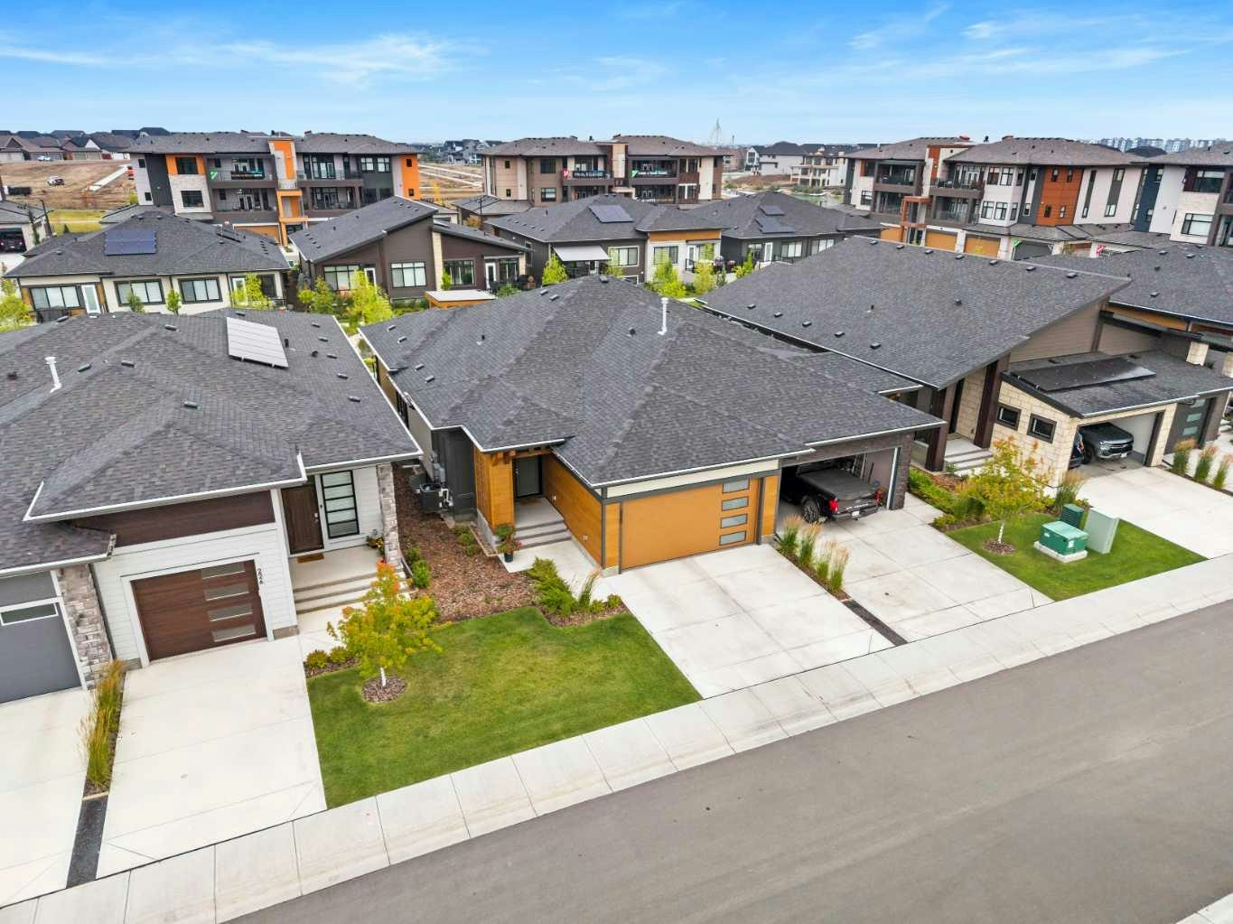 220 Marina Cove SE, Calgary, AB, T3M 3P4