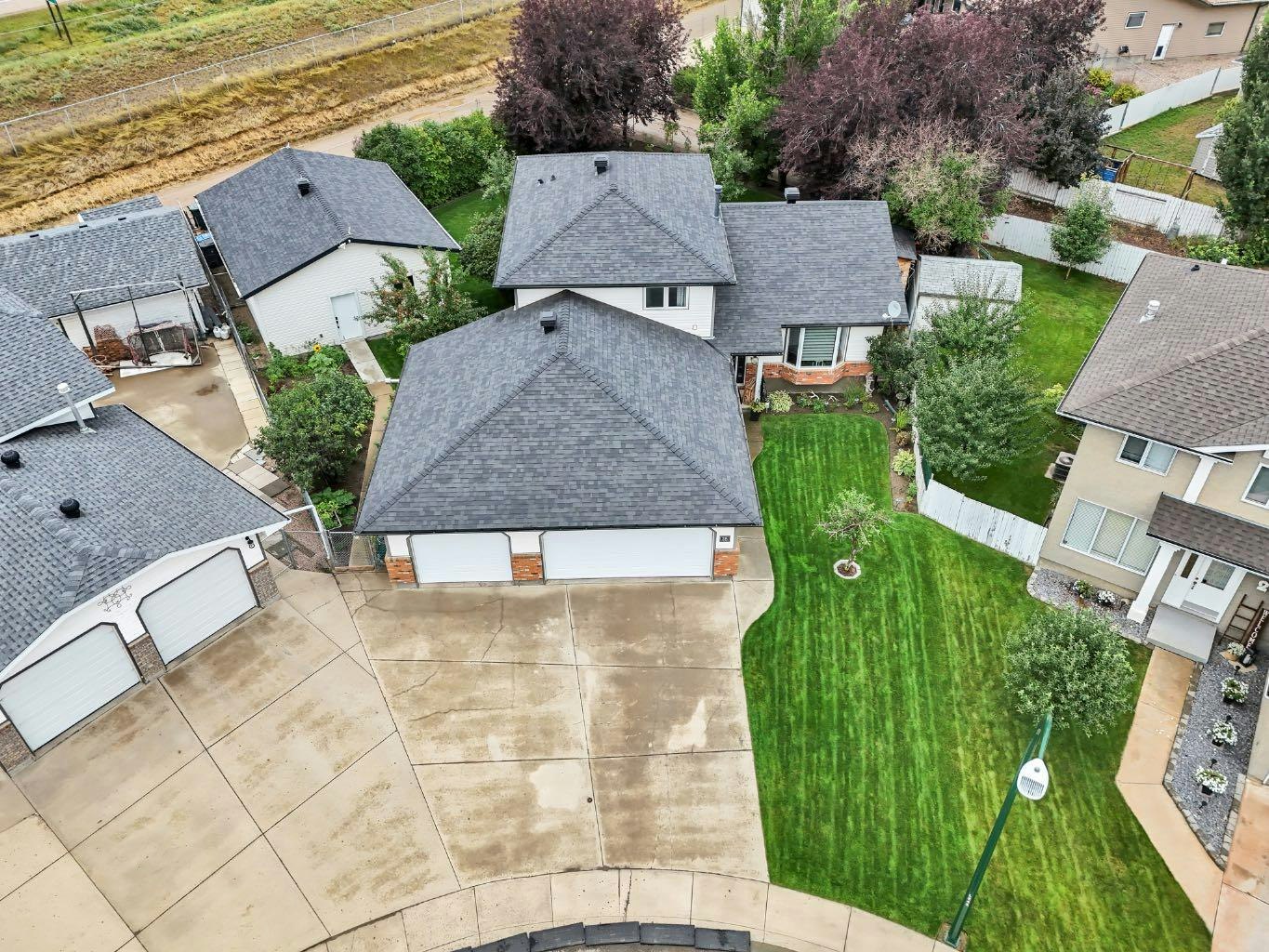 28 Turner Circle SE, Medicine Hat, AB, T1B 4H9