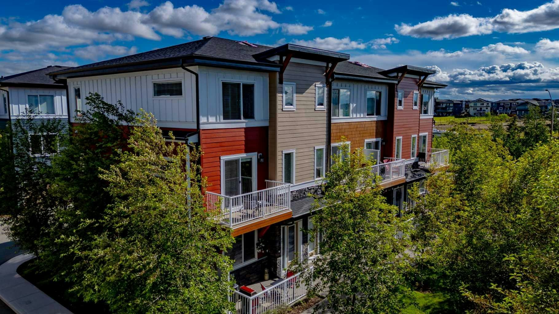 17-111 Rainbow Falls Gate, Chestermere, AB, T1X 0Z4