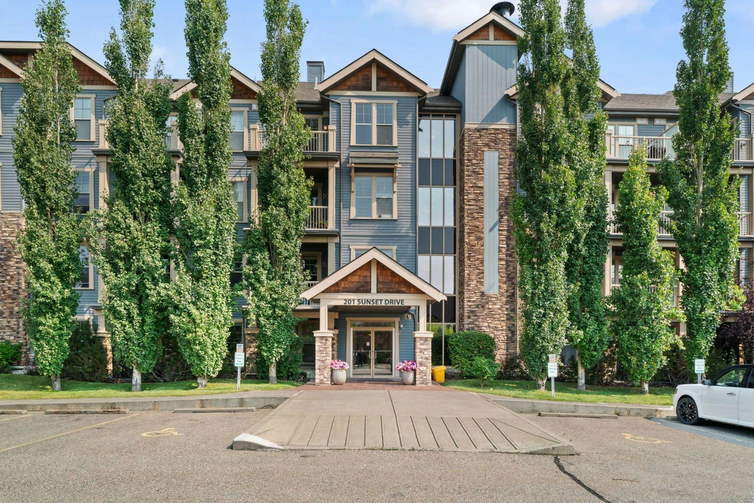 407-201 Sunset Drive, Cochrane, AB, T4C 0H5