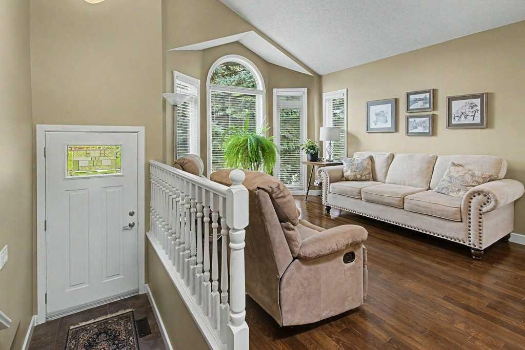 43 Riverside Road SE - 2