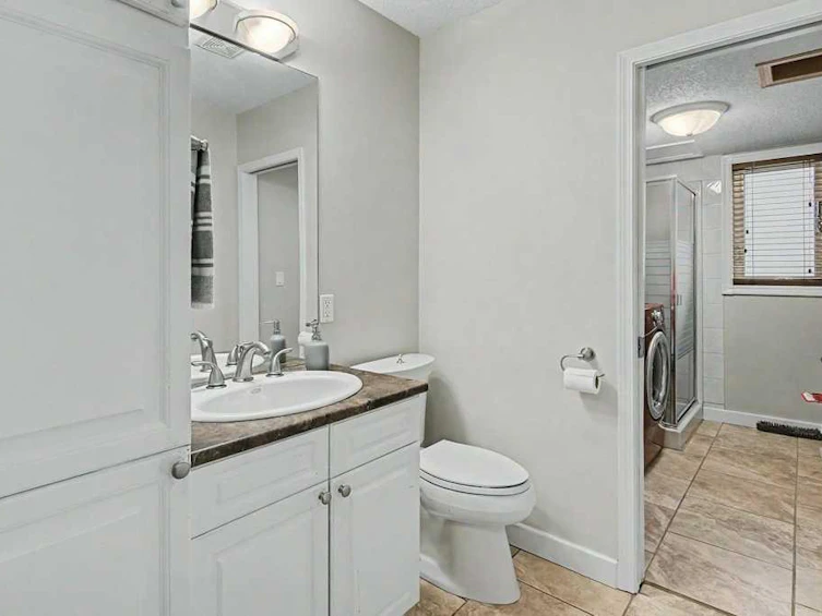 43 Riverside Road SE, Calgary, AB, T2C 3T9 - 11