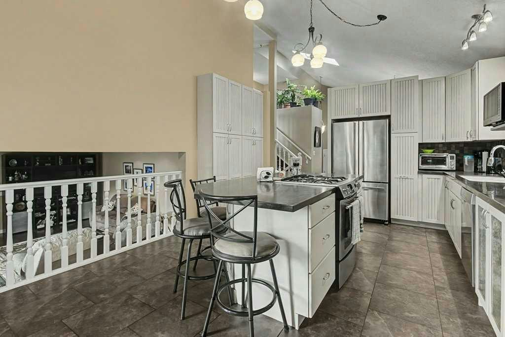 43 Riverside Road SE, Calgary, AB, T2C 3T9 - 6