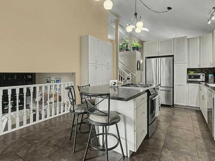 43 Riverside Road SE, Calgary, AB, T2C 3T9 - 6