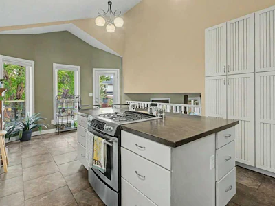 43 Riverside Road SE - 5