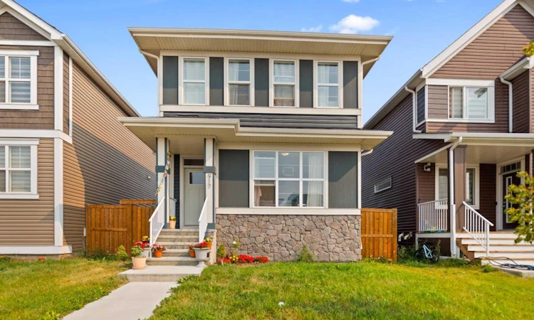 917 West Lakeview Drive