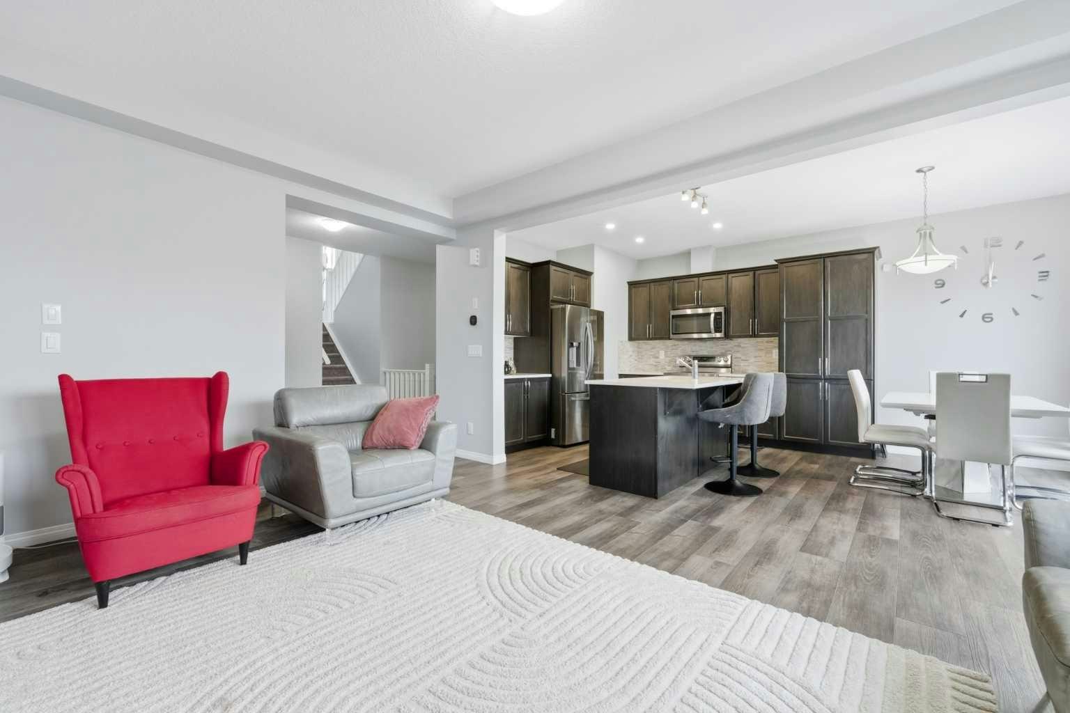 102 Yorkville Green SW, Calgary, AB, T2X 4K1 - 8