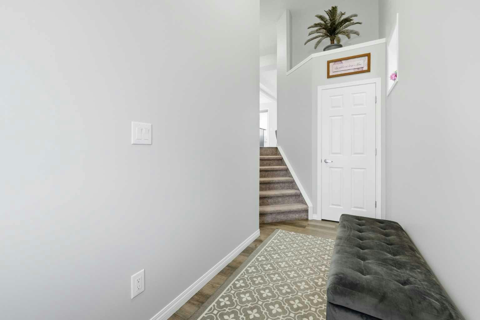 102 Yorkville Green SW - 5