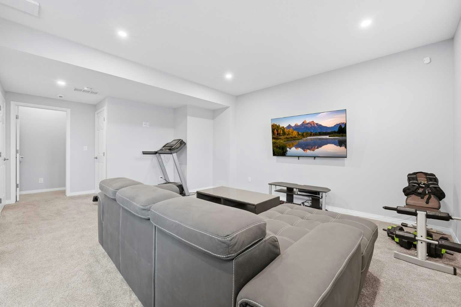 102 Yorkville Green SW, Calgary, AB, T2X 4K1 - 35