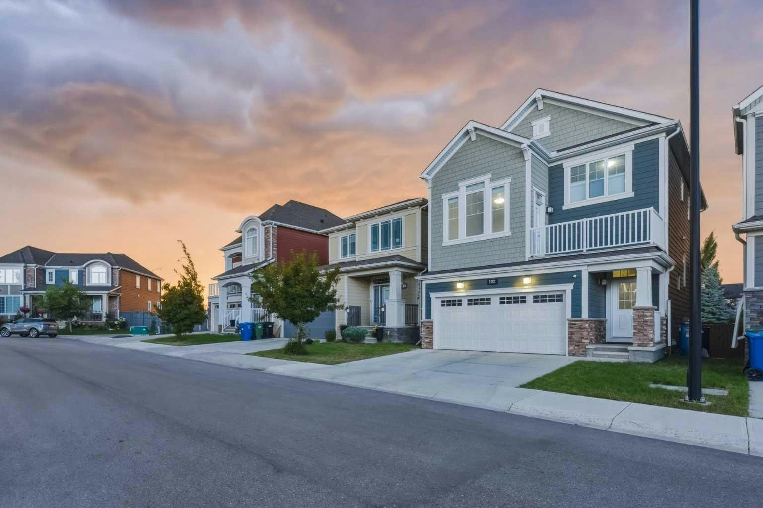 102 Yorkville Green SW - 2