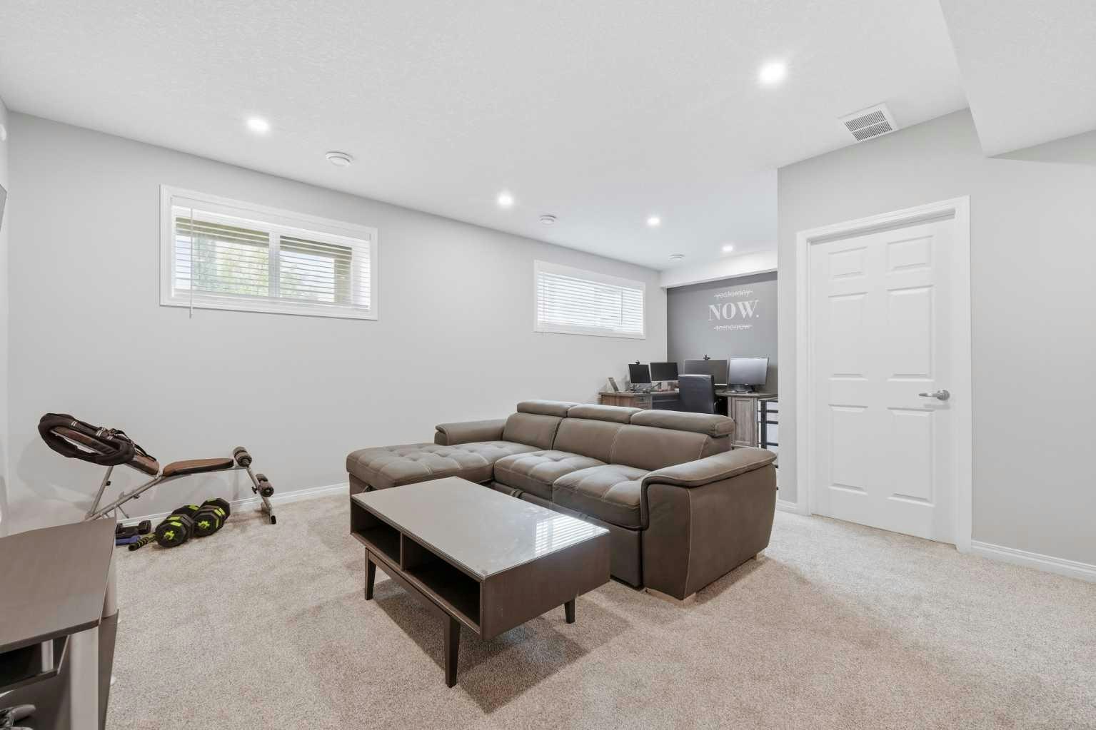 102 Yorkville Green SW, Calgary, AB, T2X 4K1 - 36