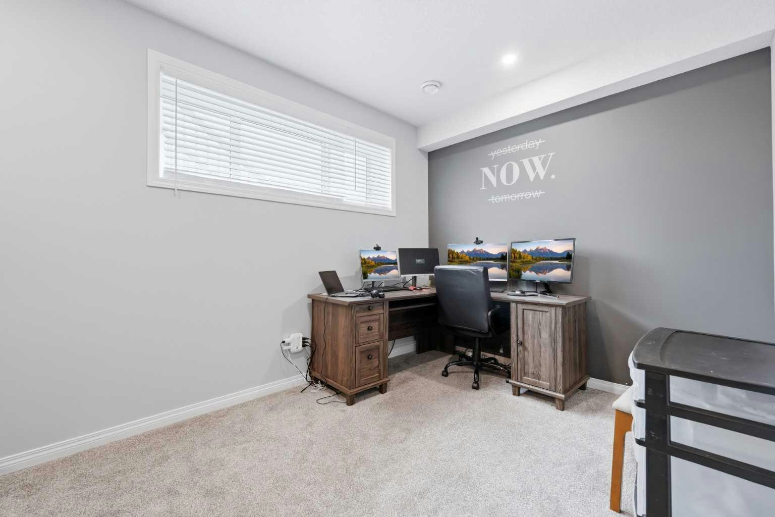 102 Yorkville Green SW, Calgary, AB, T2X 4K1 - 34