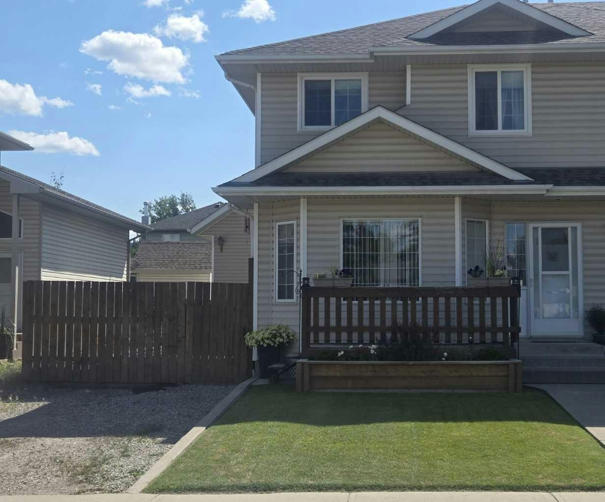 239 Baker Street, Hinton Hill, AB, T7V 2C4