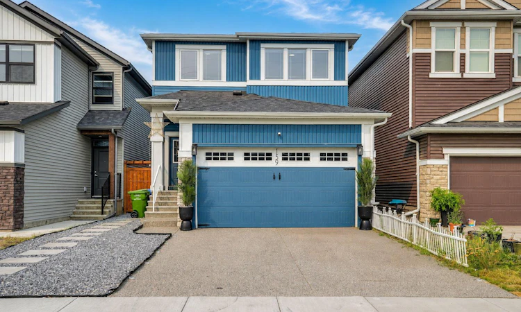 159 Hotchkiss Manor SE