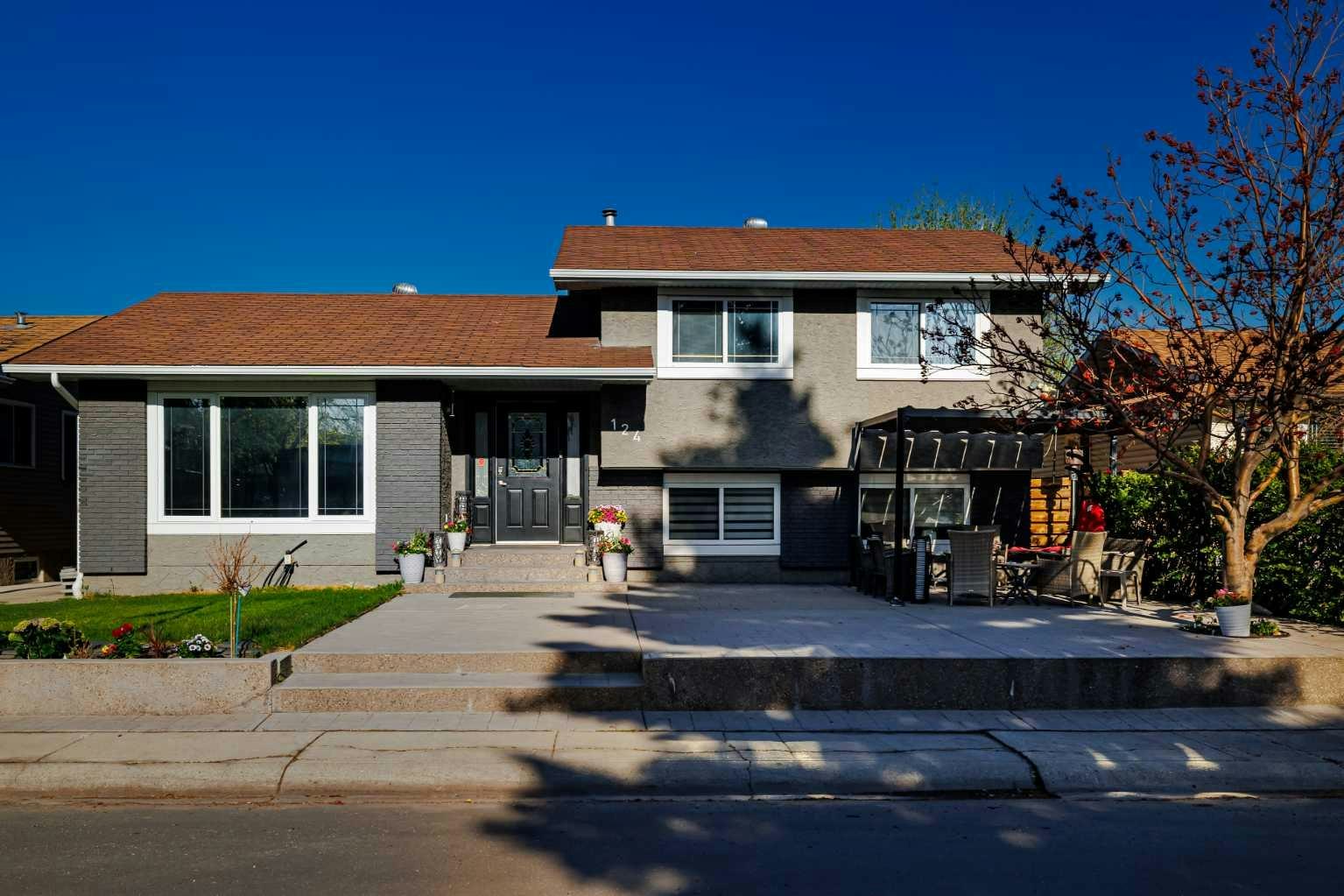 124 Whiteside Crescent NE, Calgary, AB, T1Y 2A7