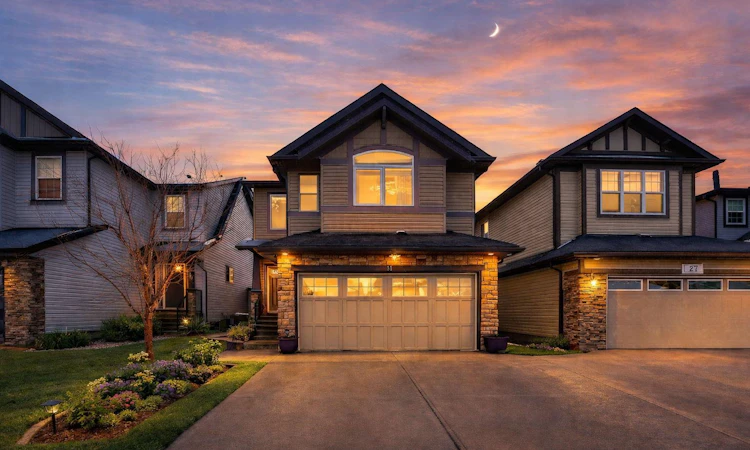 31 Skyview Shores Gardens NE