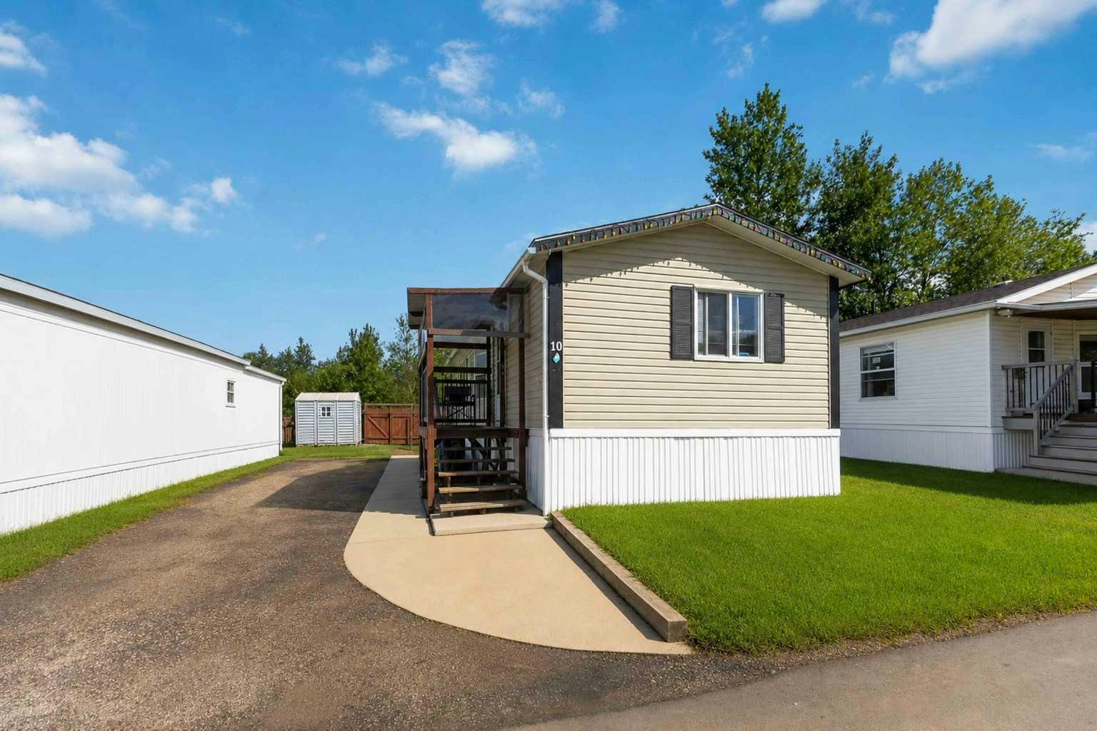10 Pelican Drive, Fort Mcmurray, AB, T9H 1G4