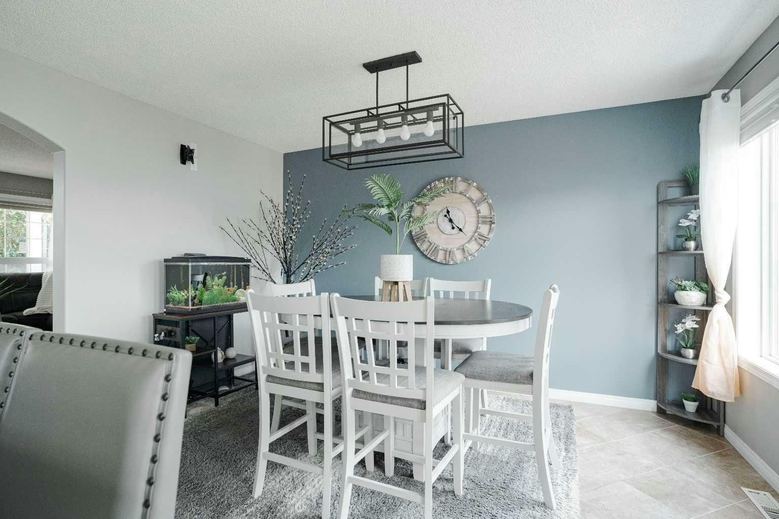 312 Diefenbaker Drive - 4
